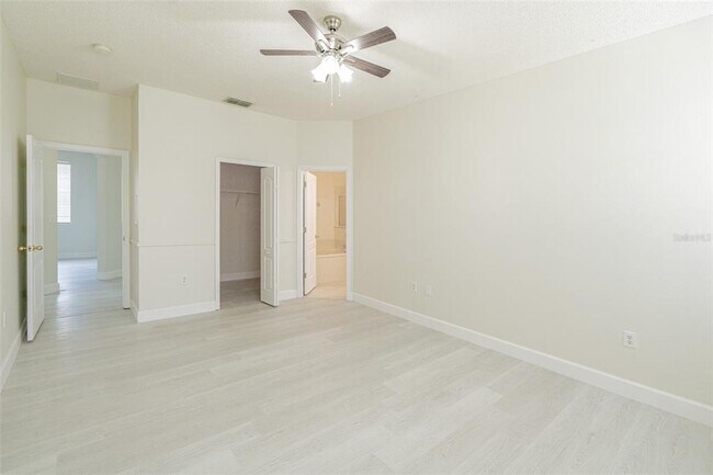Building Photo - 3973 Andover Cay Blvd