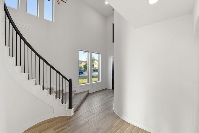 Building Photo - 7031 Snow Finch Ln