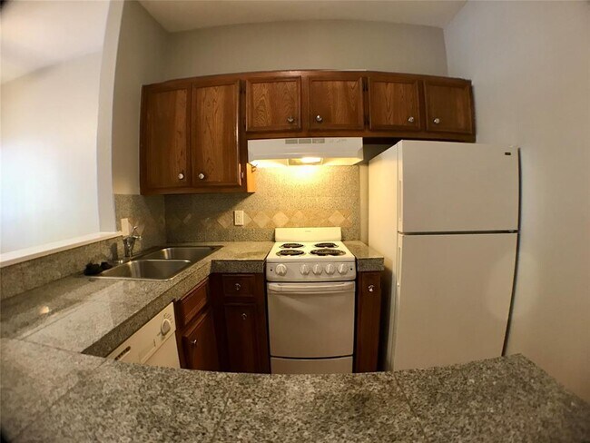 Building Photo - 4409 W Guadalupe St