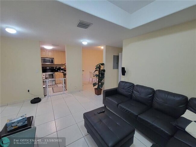 Building Photo - 7260 NW 174th Terrace