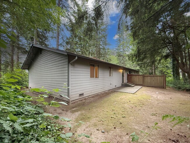 Building Photo - 18928 SR 9 SE