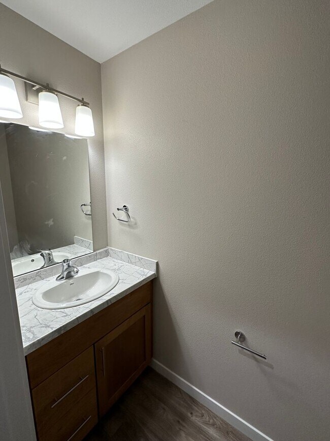 Building Photo - 1112 12th St N