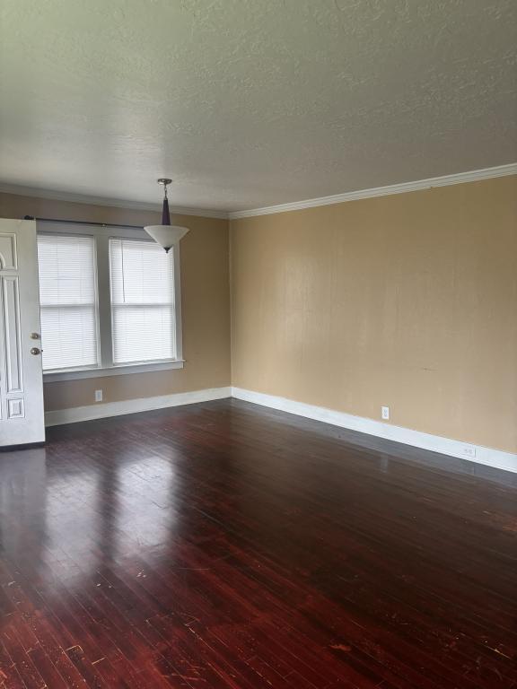 Building Photo - 1095 E Jackson St