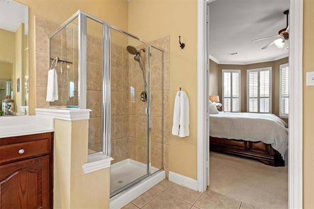 Building Photo - 6032 Sterling Dr