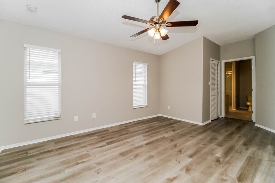 Building Photo - 1962 Shannon Ln