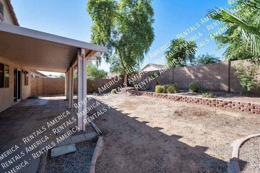 Building Photo - 30740 Maple Chase Dr