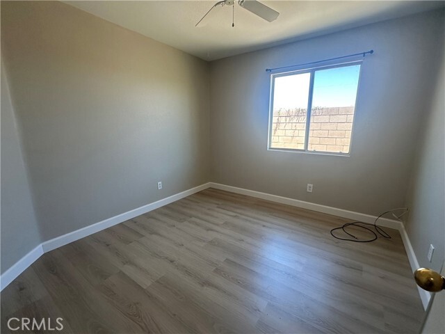 Building Photo - 12084 White Oak Ct