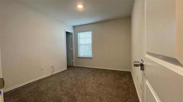 Building Photo - 2914 Jasmine Dr