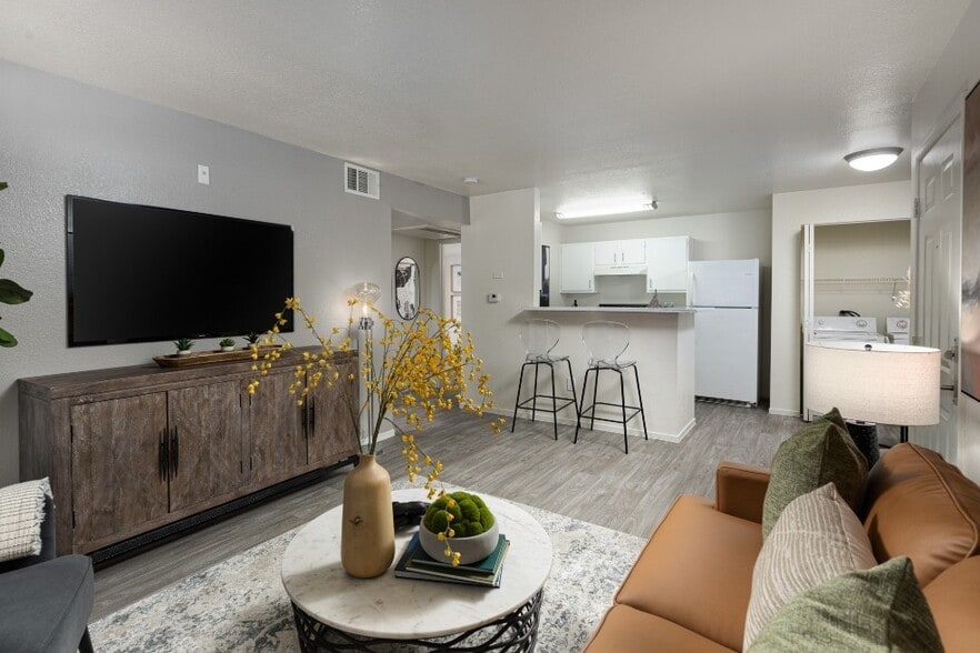 CHEYENNE TRAILS 3330 Las Vegas Blvd N Las Vegas NV 89115 Apartment