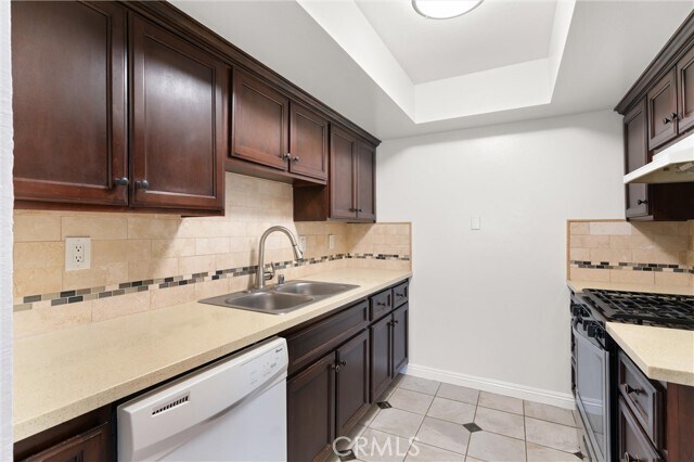 Building Photo - 18961 Florida St