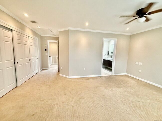 Building Photo - 1900 Summer St