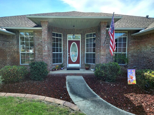 Building Photo - Breathtaking 4/3 Perdido Home, 2,700 sq ft...