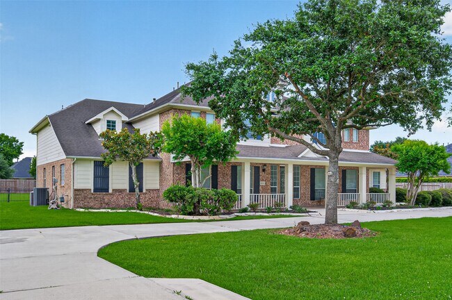 Building Photo - 26210 Cloverland Park Ln