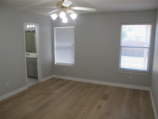 Building Photo - 3401 Pioneer Crossing Dr