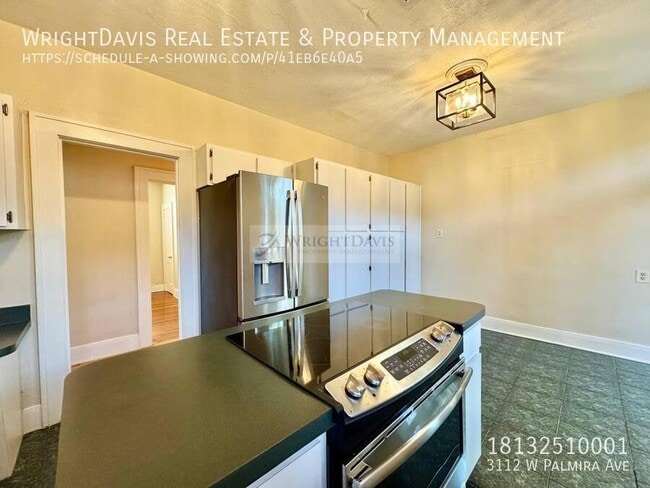 Building Photo - 3112 W Palmira Ave