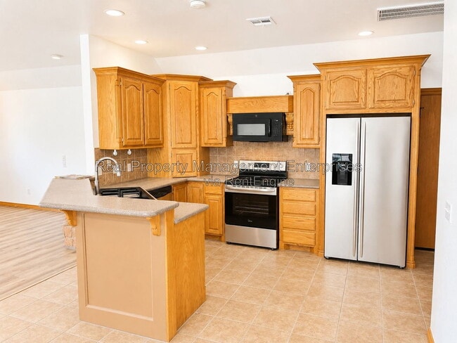 Building Photo - 4713 Castle Bay Cove