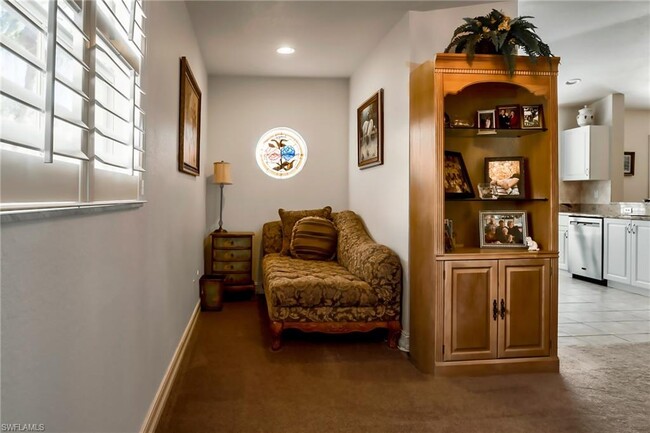 Building Photo - 300 Diamond Cir