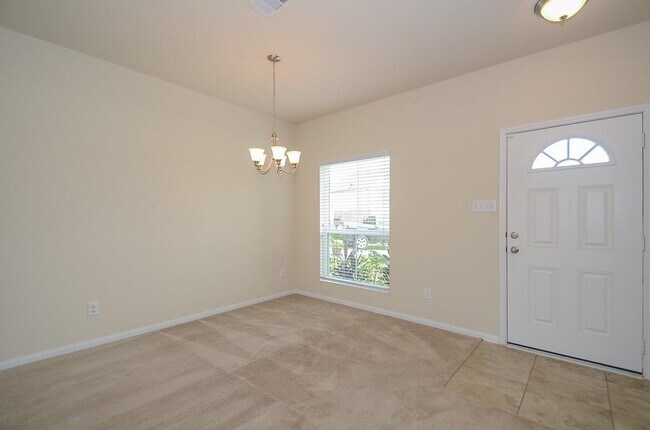 Building Photo - 14935 Vinegrove Falls Ct
