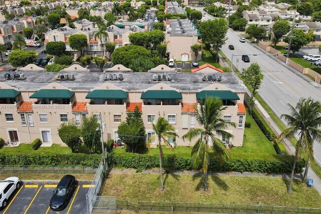 Building Photo - 675 NW 85th Ct