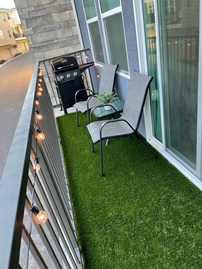 Building Photo - 365 Fitzpatrick Rd