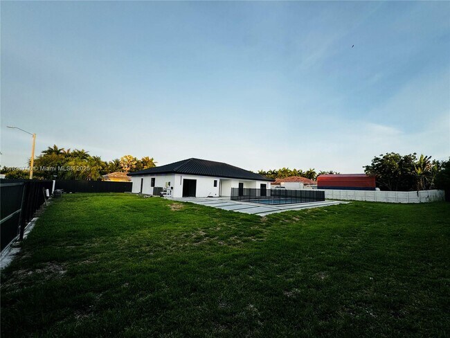 Building Photo - 19614 SW 133rd Ct