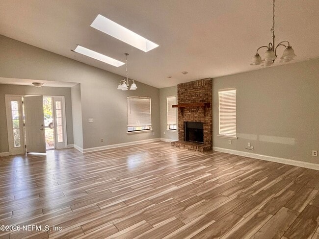 Building Photo - 5449 Fort Caroline Rd