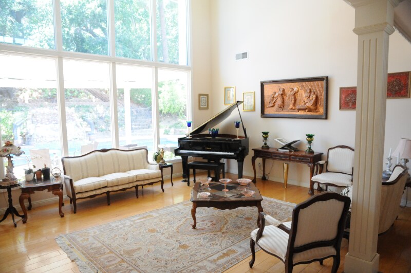 Building Photo - 1902 Stonesgate St