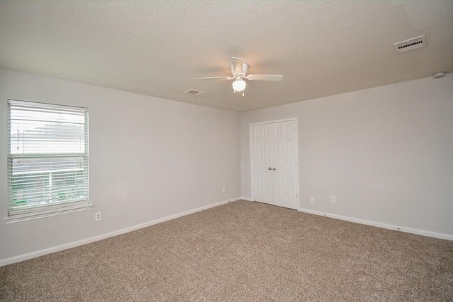 Building Photo - 2306 Ledgeway Ct