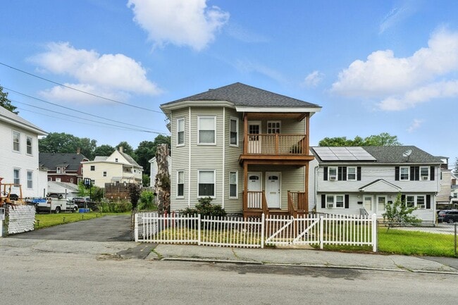 Primary Photo - 439 Lowell St