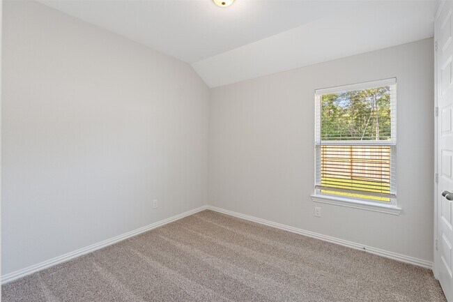 Building Photo - 106 Violet Carson Ct