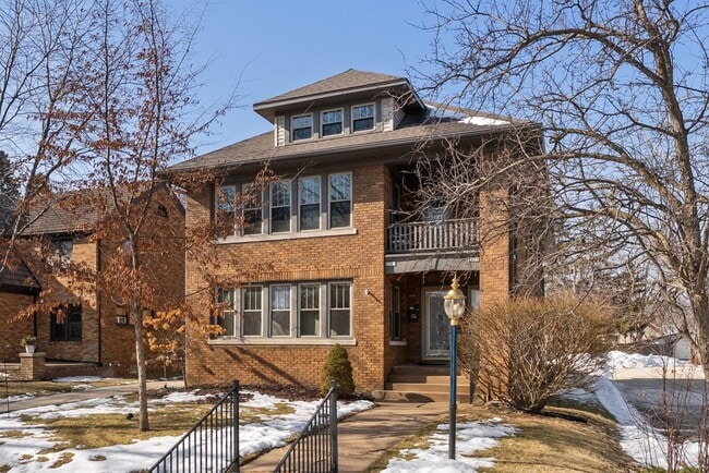 Building Photo - 2502 N 9th St