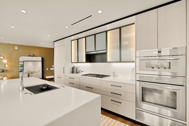 Building Photo - 601 Wharf St SW