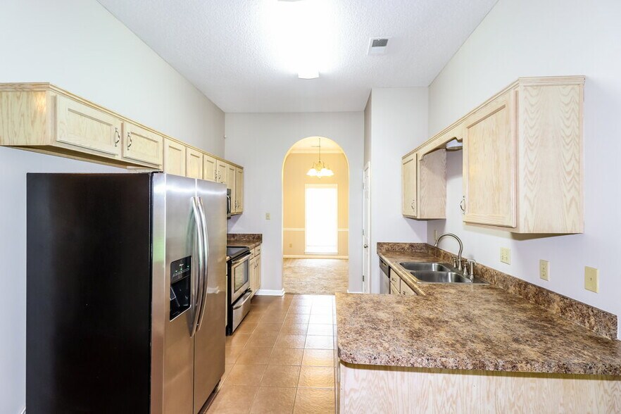 Building Photo - 11059 Bonnie Creek Cove