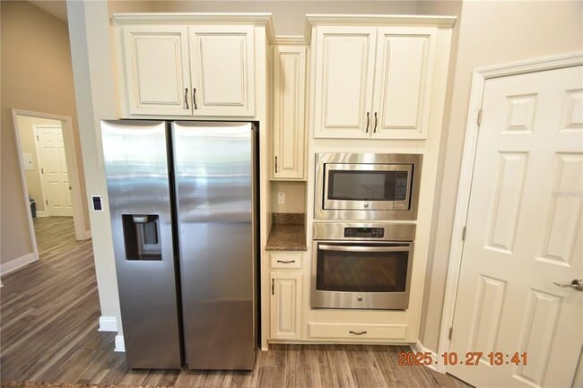 Building Photo - 13807 Moonstone Canyon Dr