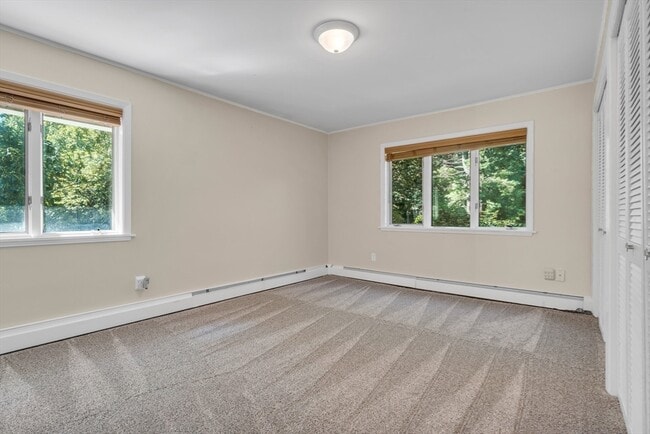 Building Photo - 606 Springs Rd