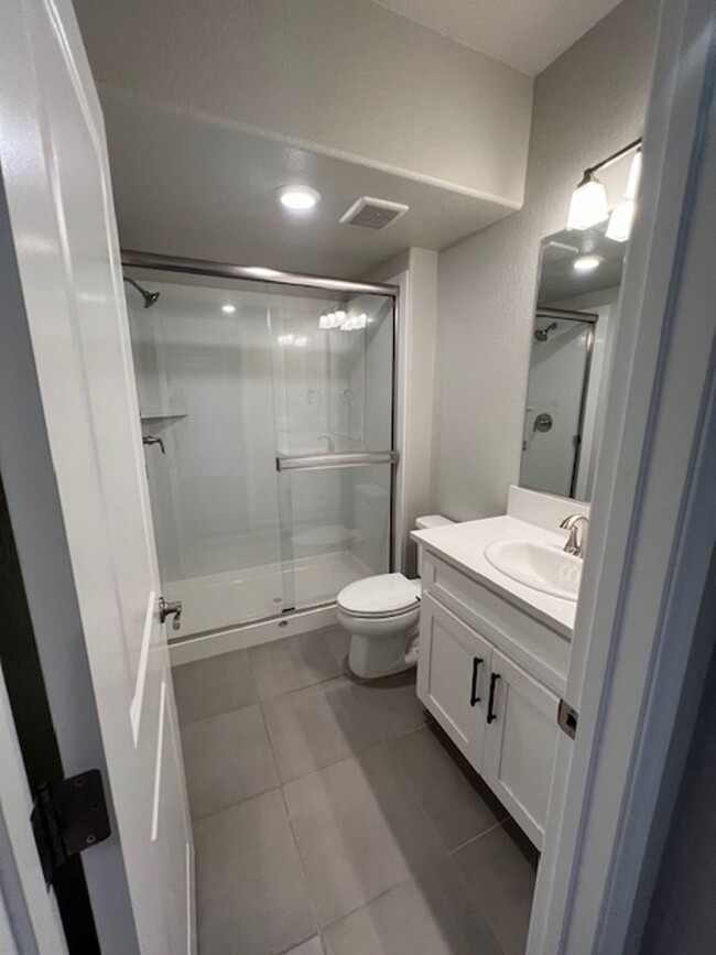 Building Photo - Bright Contemporary Solar Home In Roseville