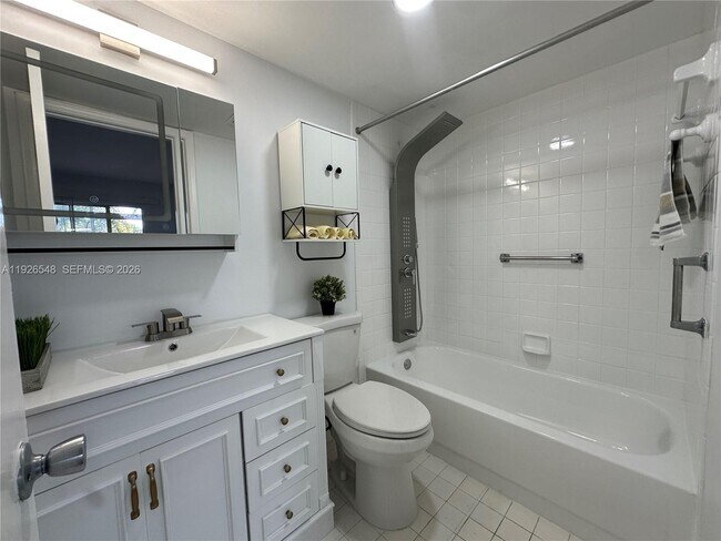 Building Photo - 13455 SW 9th Ct