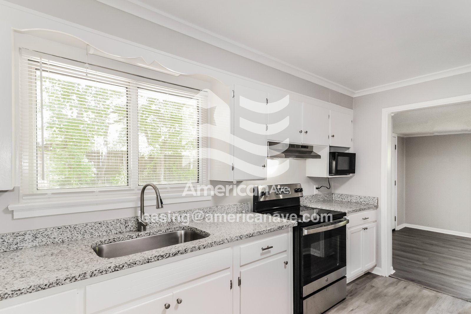 Building Photo - 1884 Hill Hedge Dr