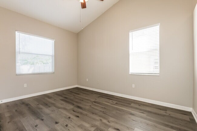 Building Photo - 5514 Foxtail Ct