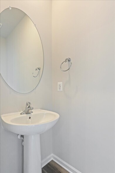 Building Photo - 331 Sandy Bottom Cir