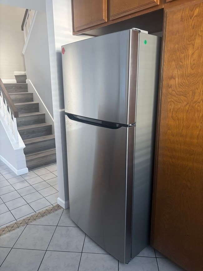 Building Photo - 3540 Toyon St