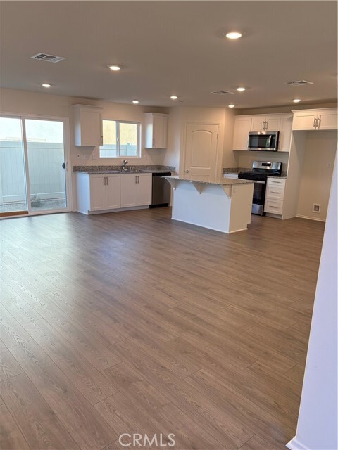 Building Photo - 14008 Shayna St