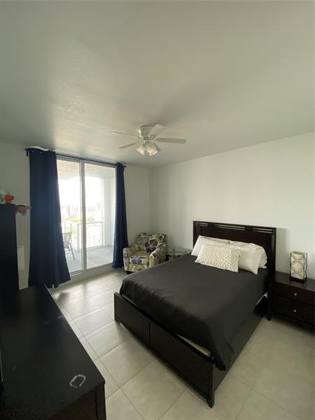 Building Photo - 315 NE 3rd Ave