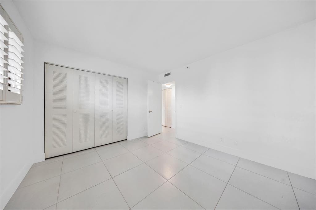 Building Photo - 2217 Cypress Island Dr