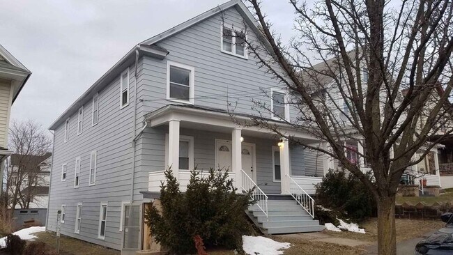 Building Photo - 1336 Dartmouth St
