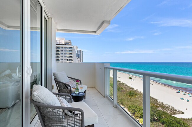 Building Photo - 5601 Collins Ave