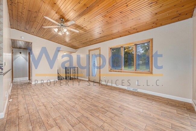 Building Photo - 4340 Brown Rd