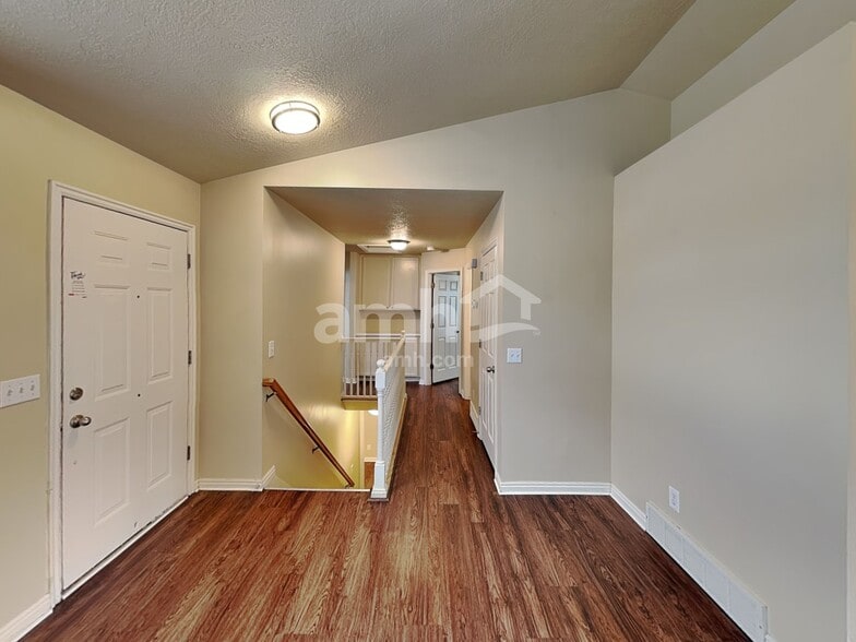Building Photo - 6655 W Millen Cir