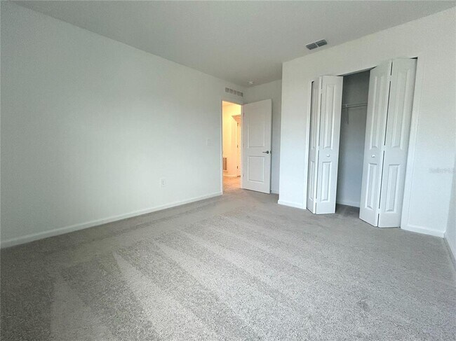 Building Photo - 5683 Ficus Aurea St