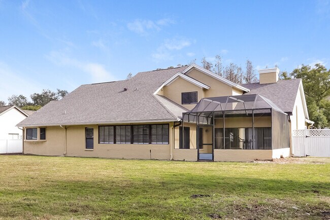 Building Photo - 5118 Stonehurst Rd